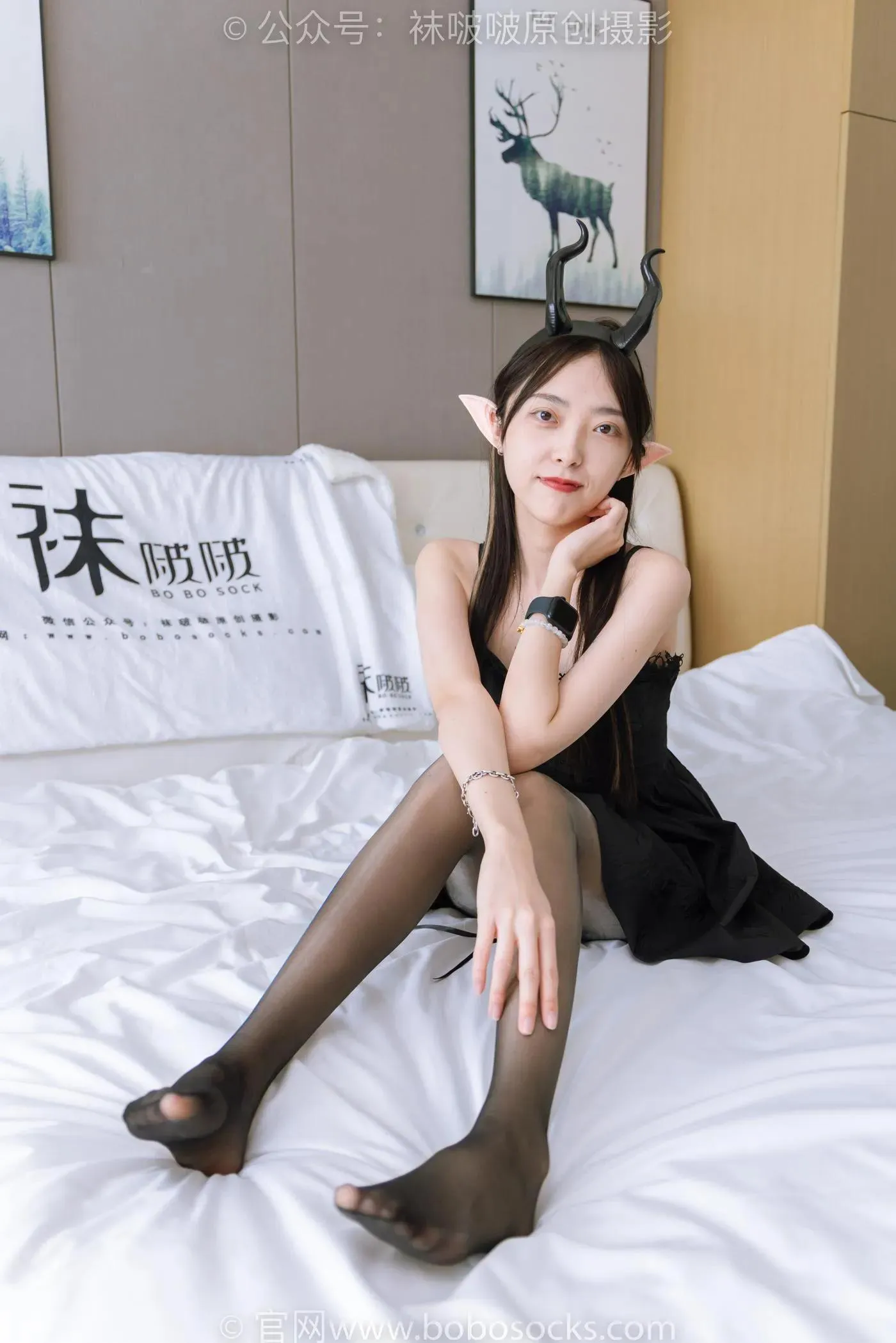 [BoBoSocks袜啵啵]NO.168 稚予-高跟鞋、长靴、油亮黑丝、手撕丝袜剧情 [140P]插图2